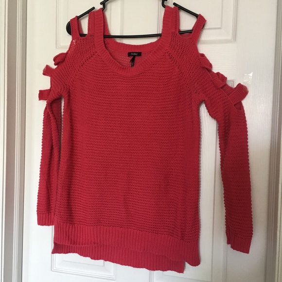 Nollie Sweater - Picture 2 of 7